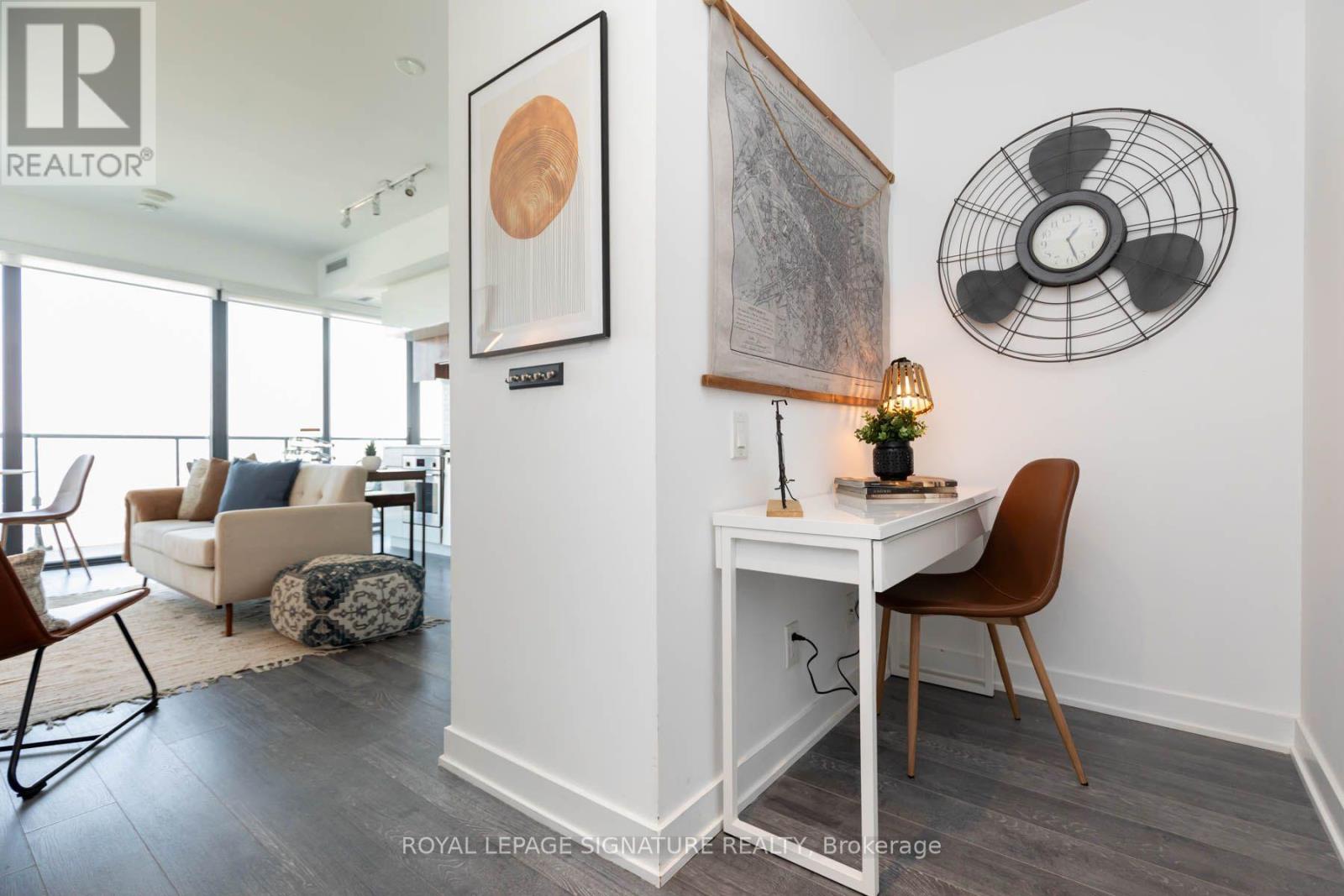 2805 - 185 Roehampton Avenue Property Photo 19