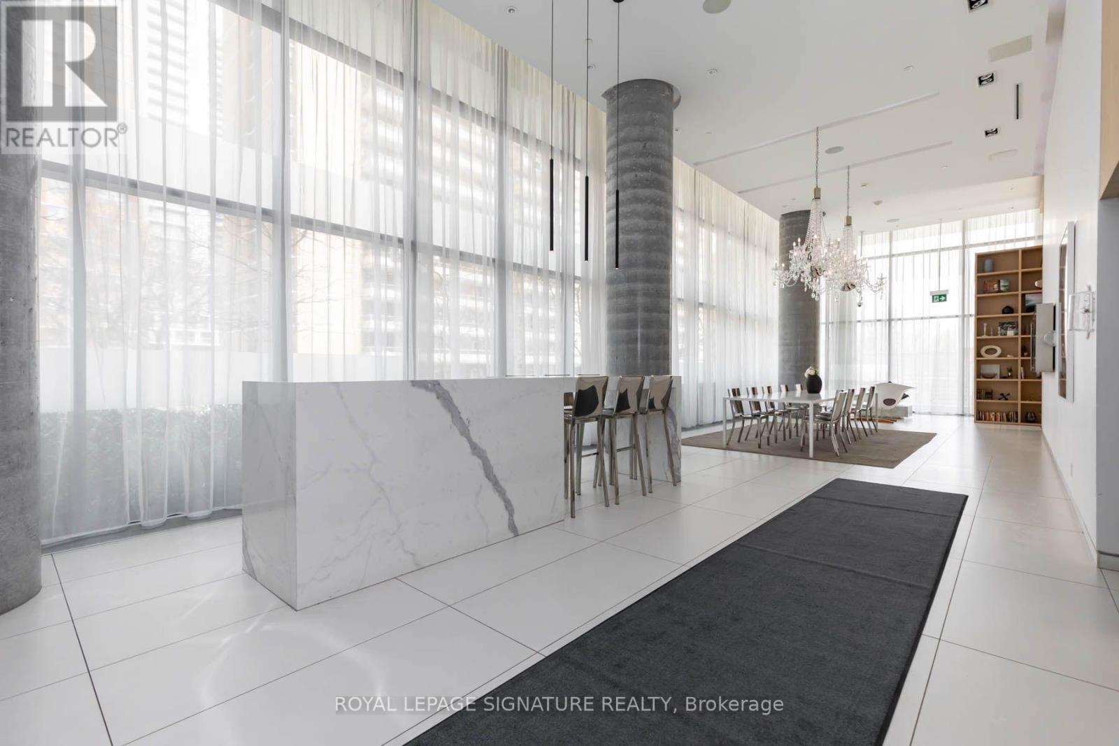 2805 - 185 Roehampton Avenue Property Photo 36