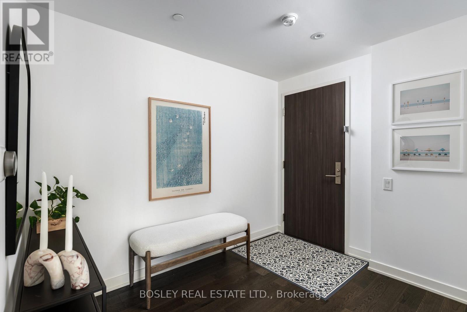 1702 - 185 Roehampton Avenue Property Photo 3