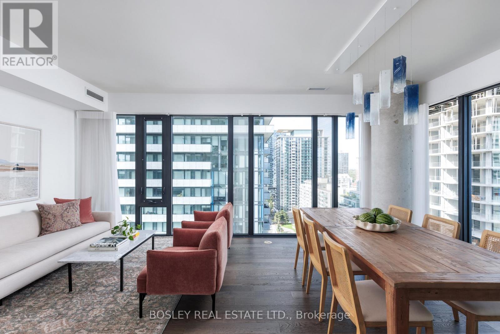 1702 - 185 Roehampton Avenue Property Photo 9