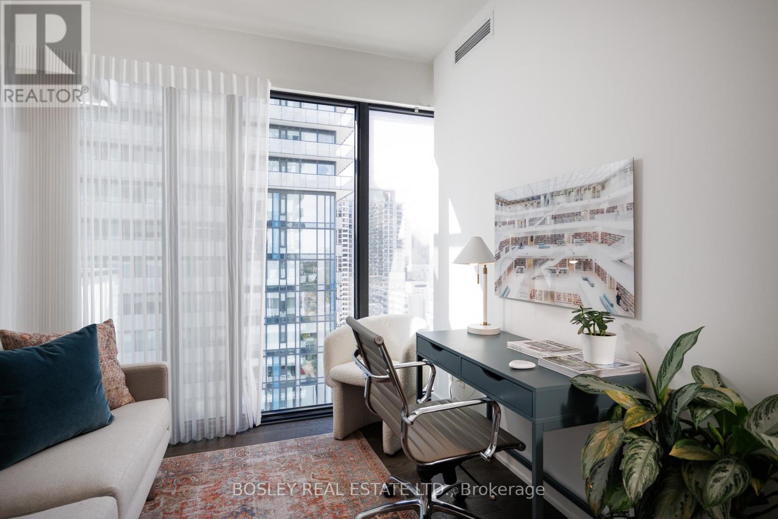 1702 - 185 Roehampton Avenue Property Photo 23