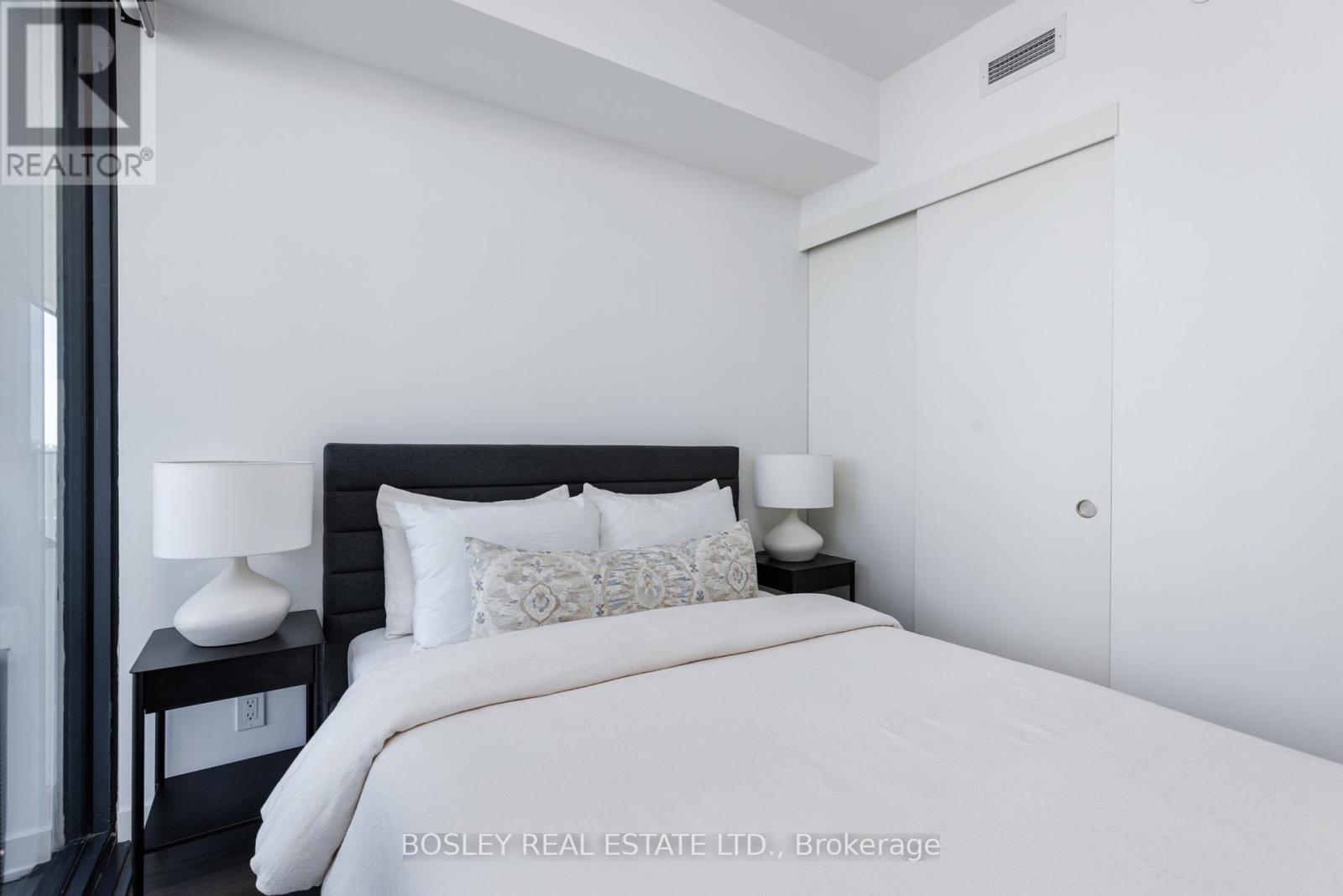 1702 - 185 Roehampton Avenue Property Photo 36