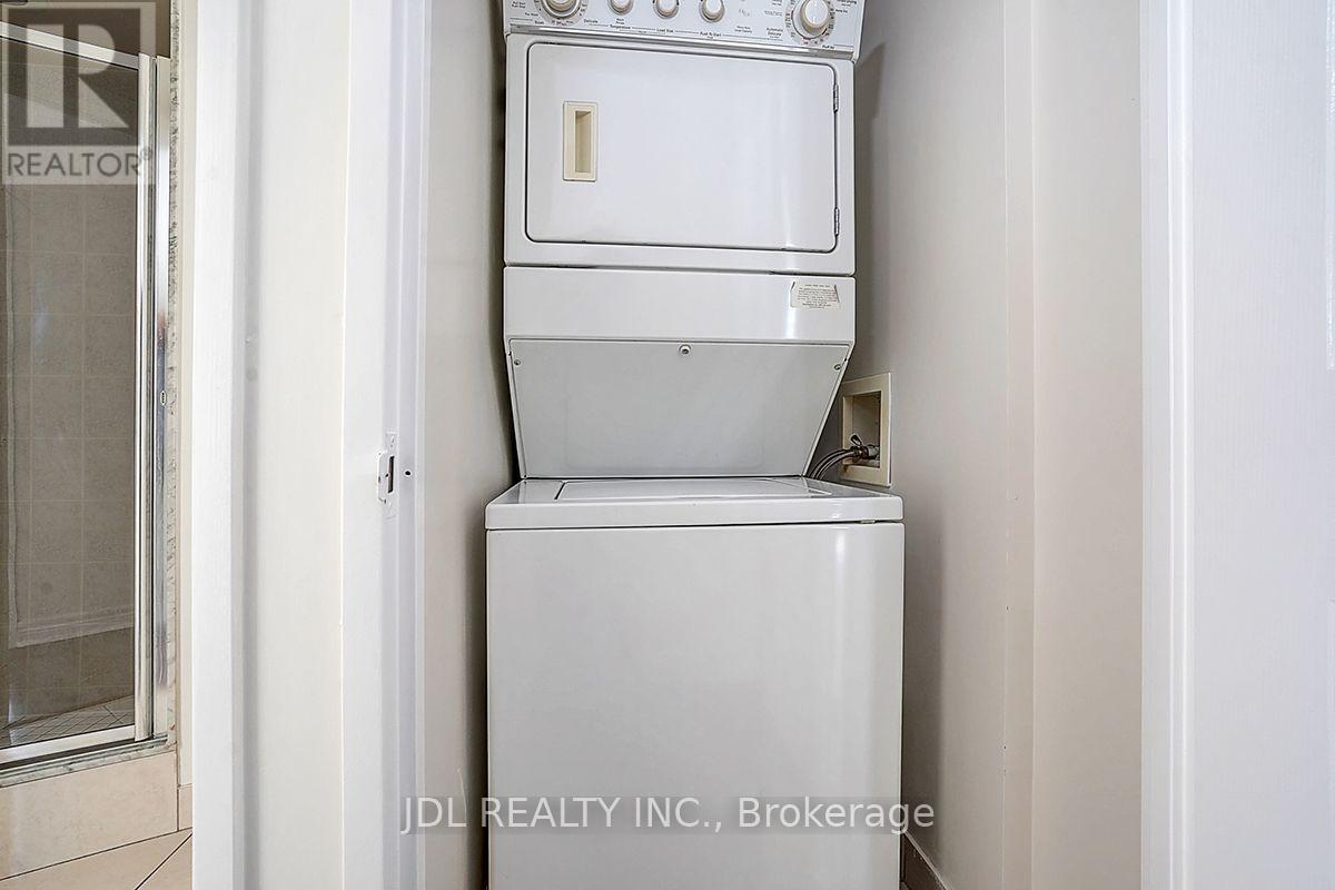 1202 - 23 Hollywood Avenue Property Photo 19