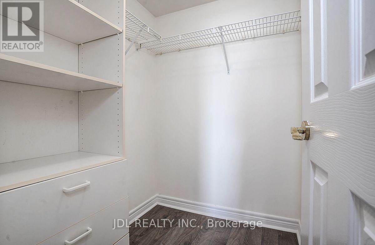 1202 - 23 Hollywood Avenue Property Photo 24