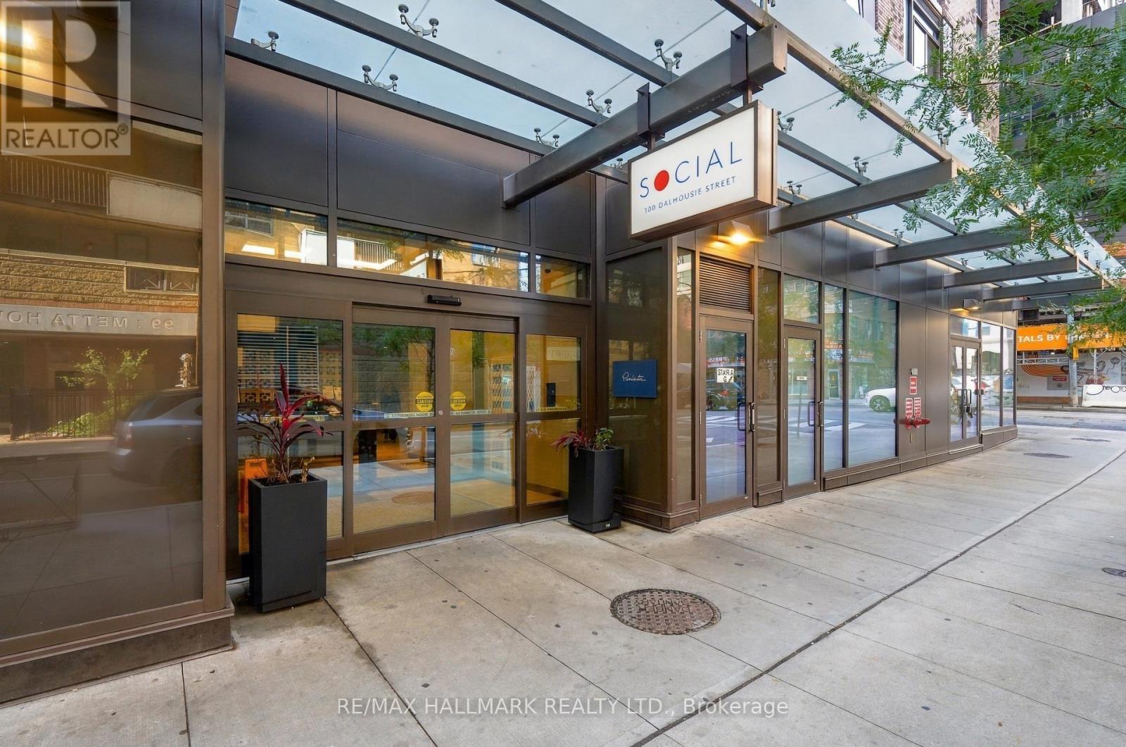 709 - 100 DALHOUSIE STREET Property Photo 1