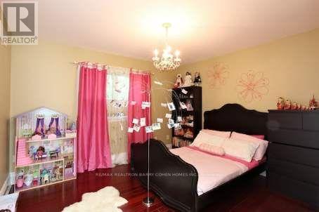 102 York Mills Road Property Photo 10