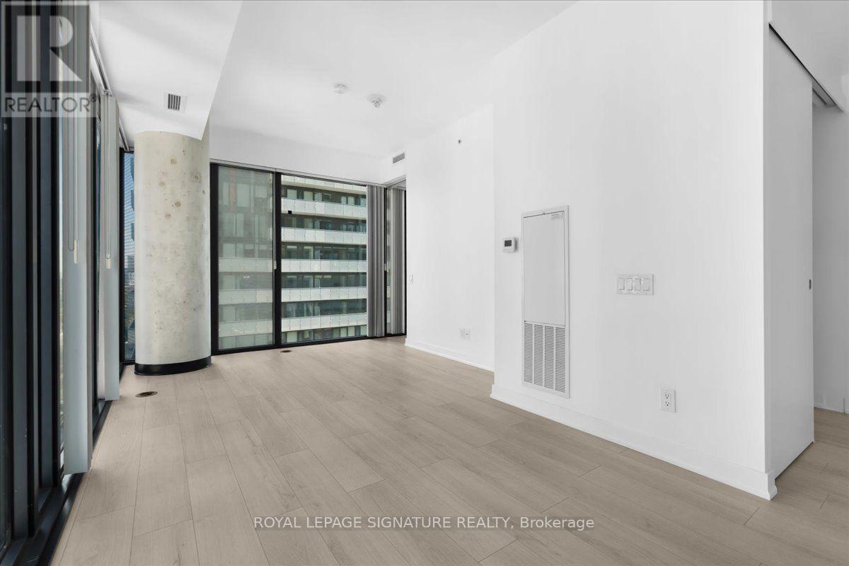 1805 - 161 Roehampton Avenue Property Photo 13
