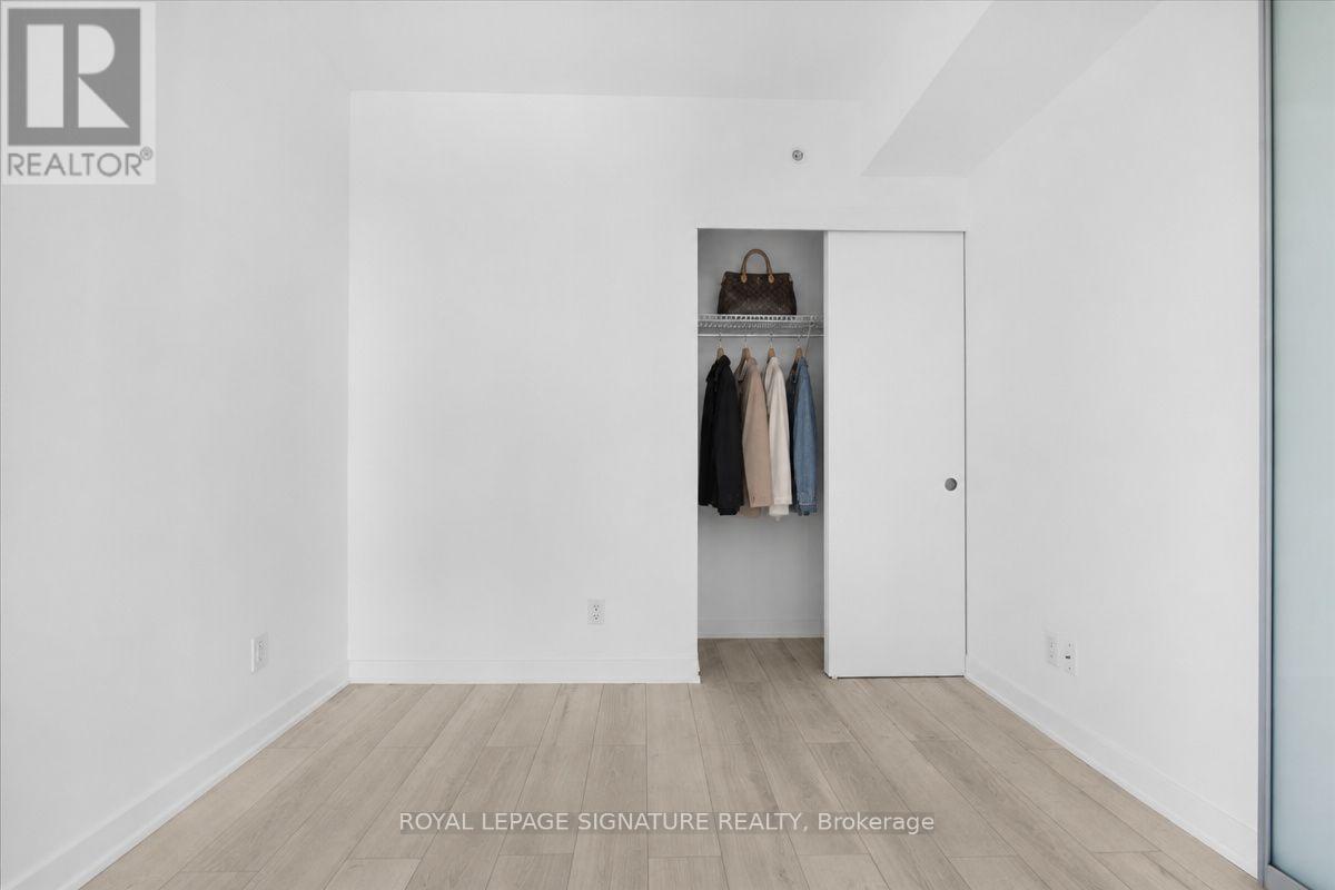 1805 - 161 Roehampton Avenue Property Photo 16