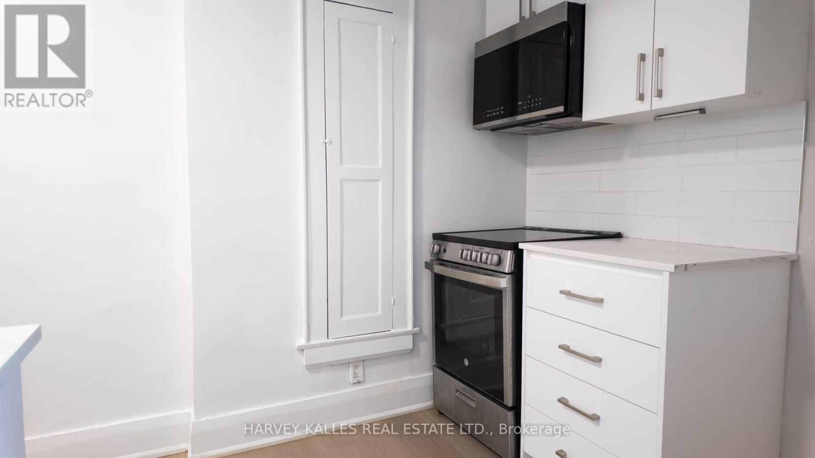 2 - 316 Lonsdale Road Property Photo 3