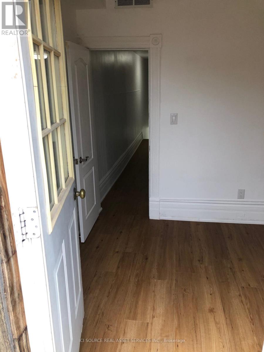 2 - 198 Shaw Street Property Photo 11