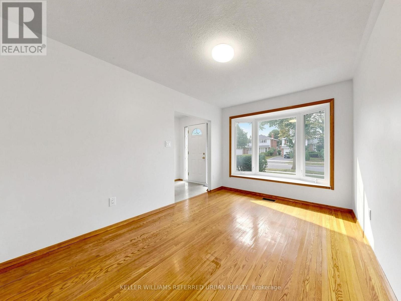 82 Crossbow Crescent Property Photo 10