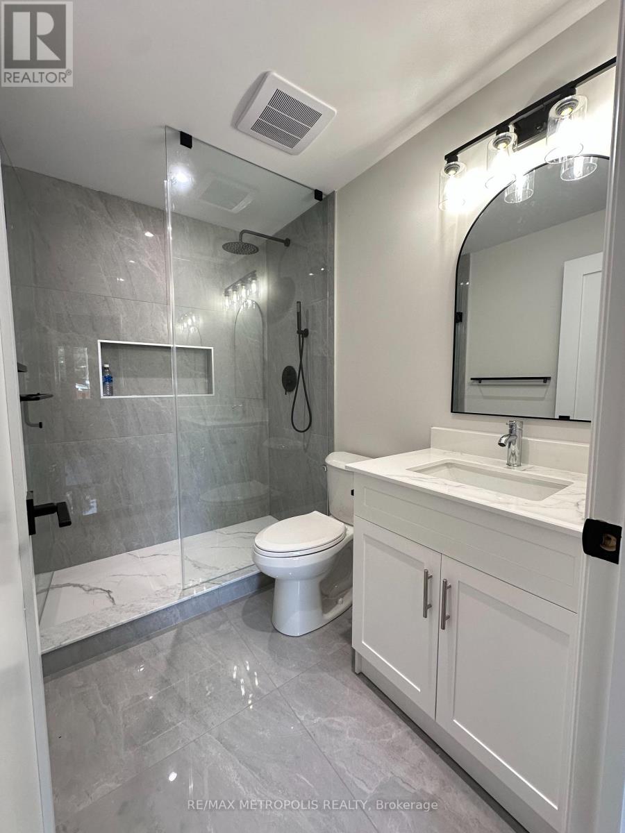 94 Saint Clarens Avenue Property Photo 8