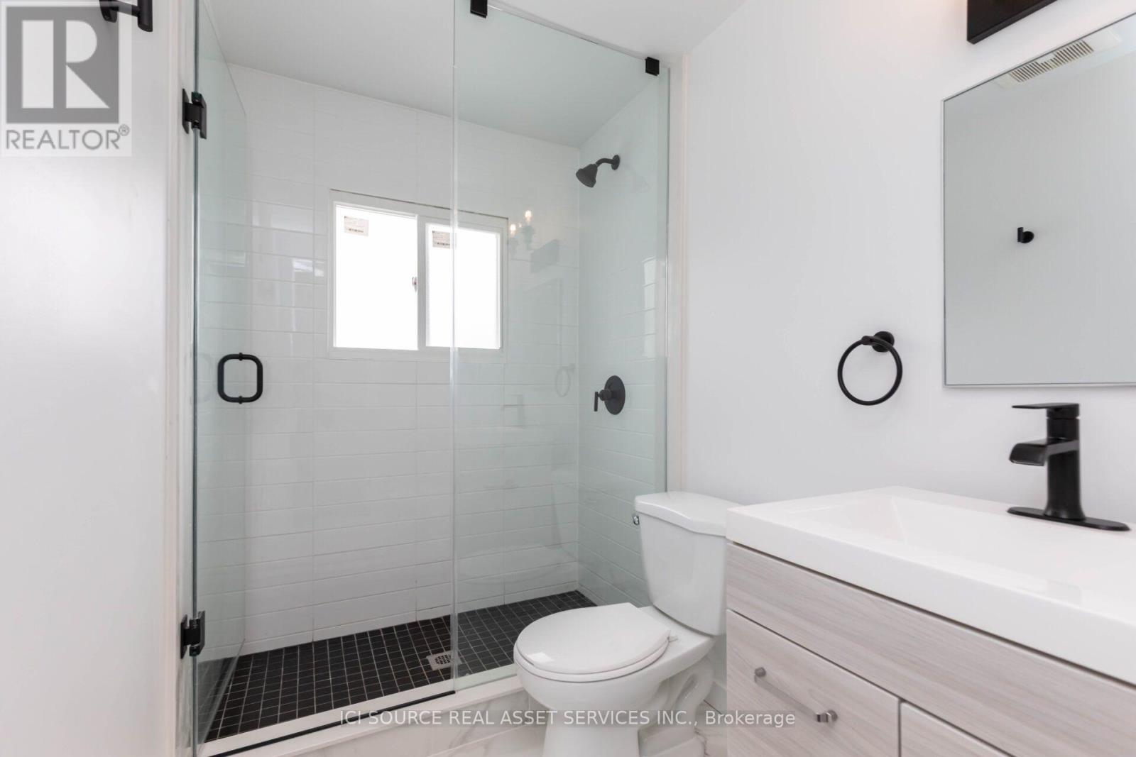 55 Madison Avenue Property Photo 5