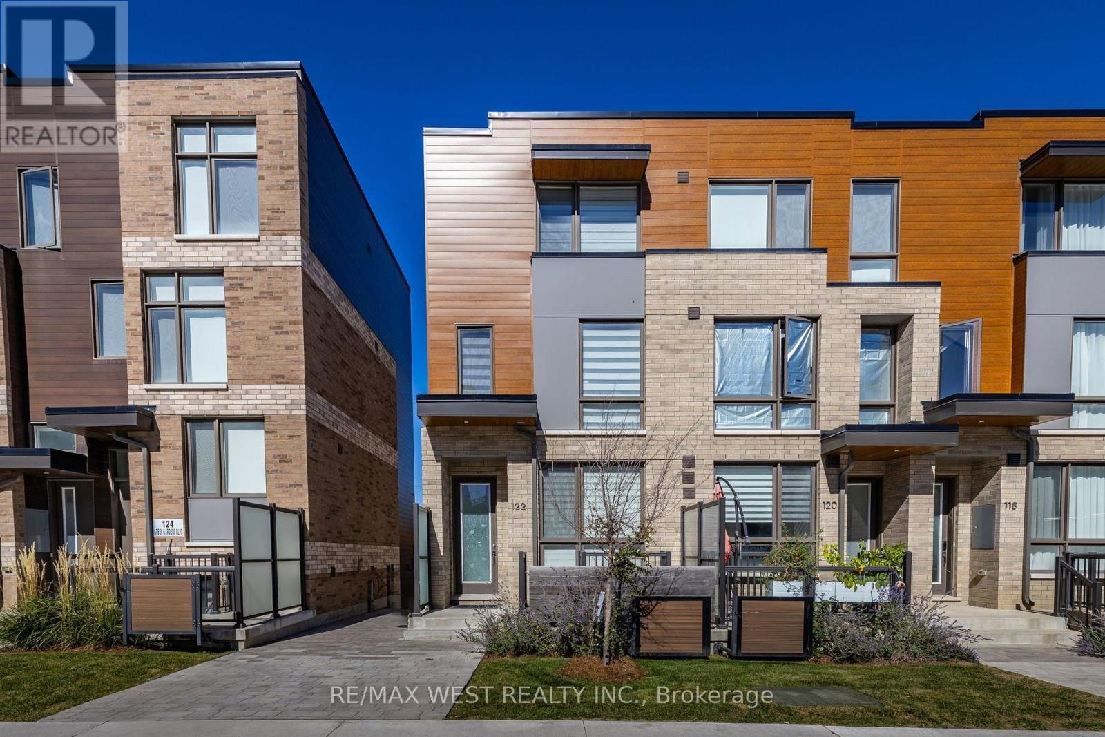 122 Green Gardens Boulevard Property Photo 1