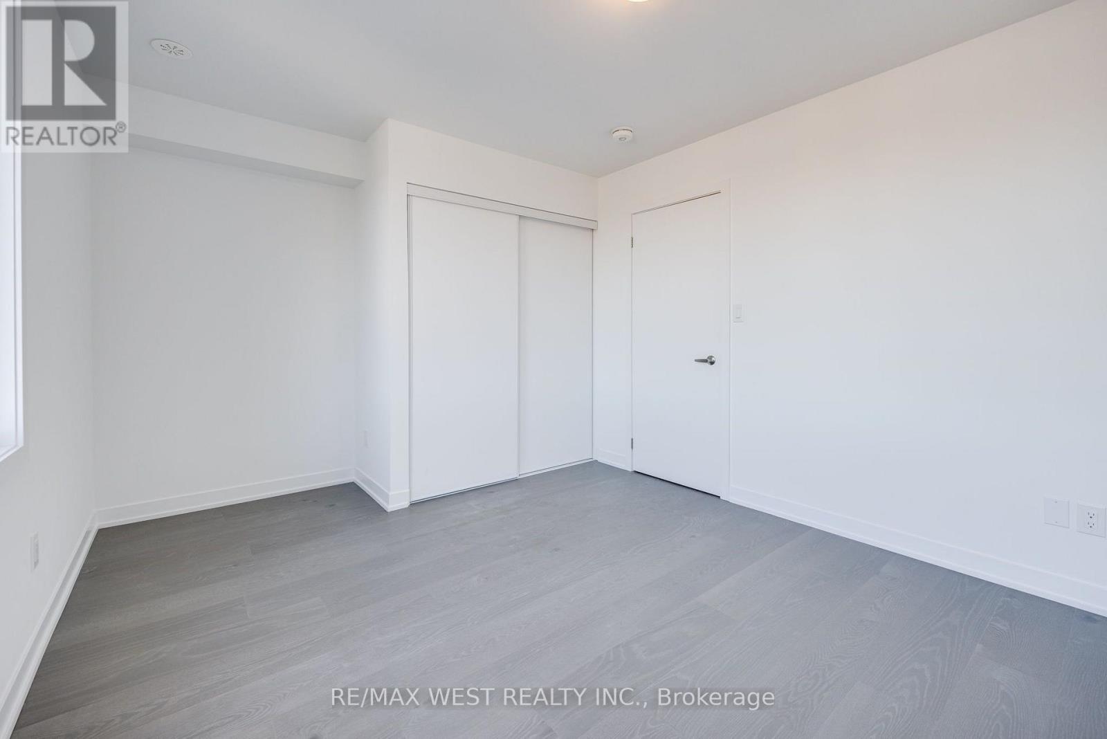 122 Green Gardens Boulevard Property Photo 20