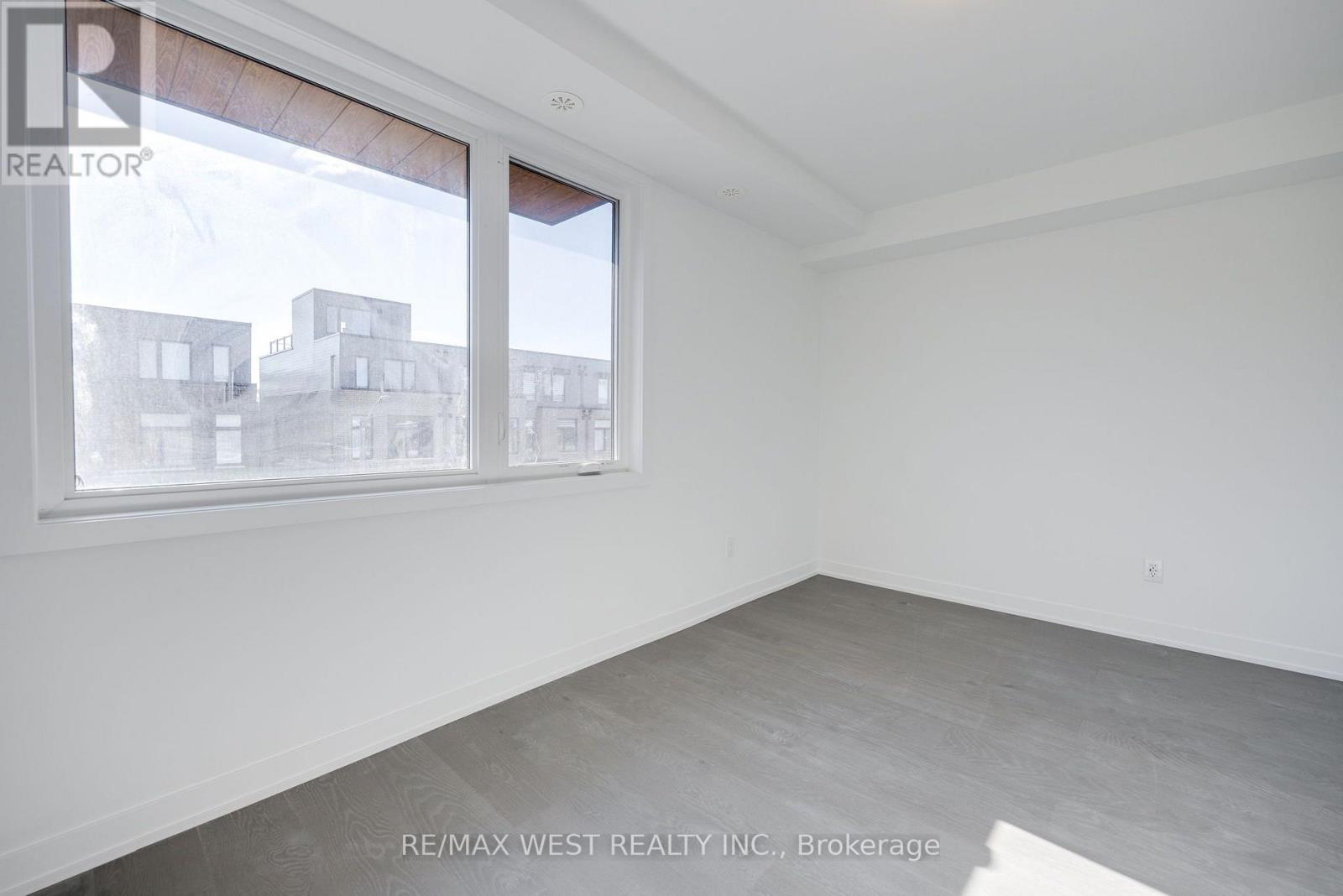 122 Green Gardens Boulevard Property Photo 21