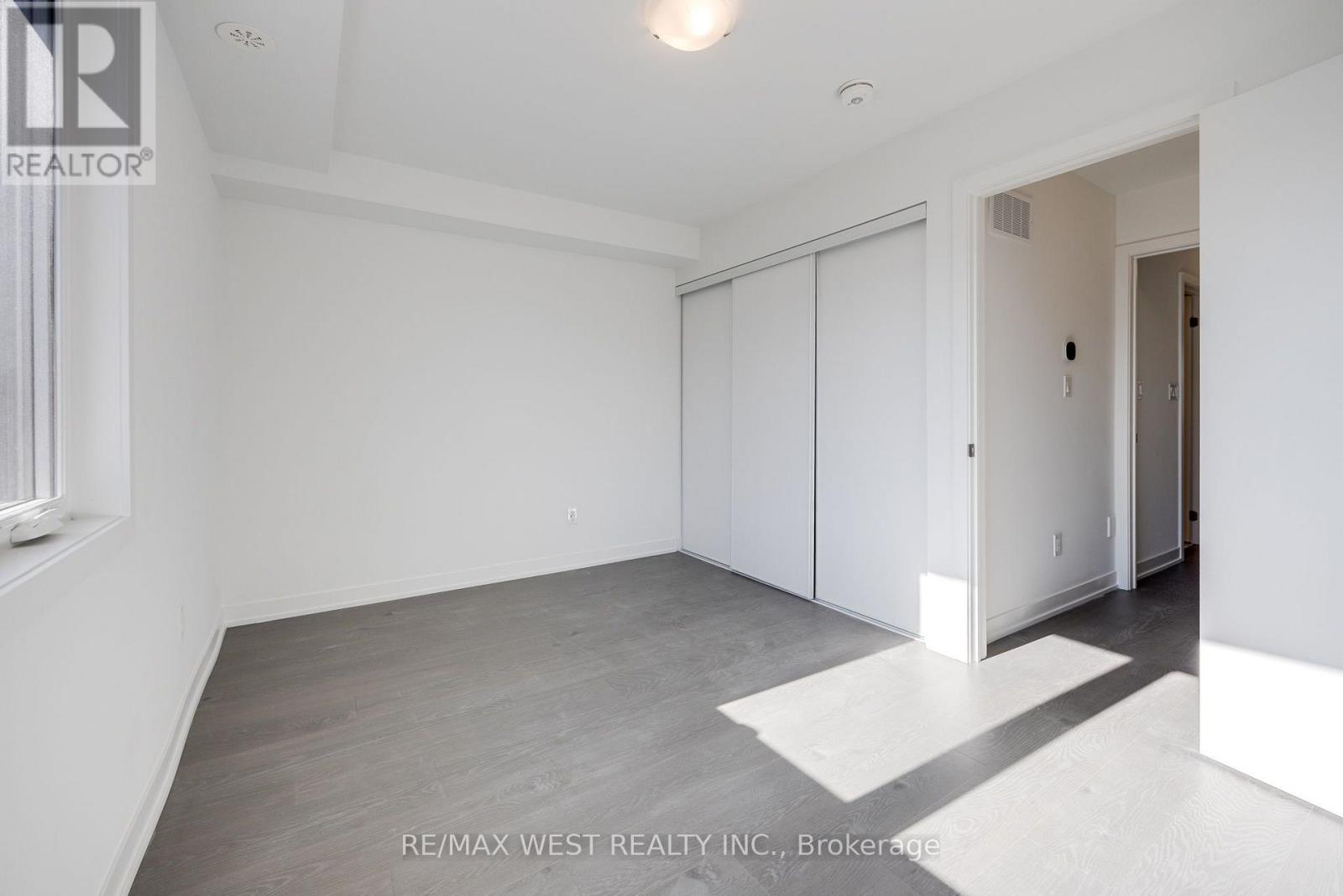 122 Green Gardens Boulevard Property Photo 22