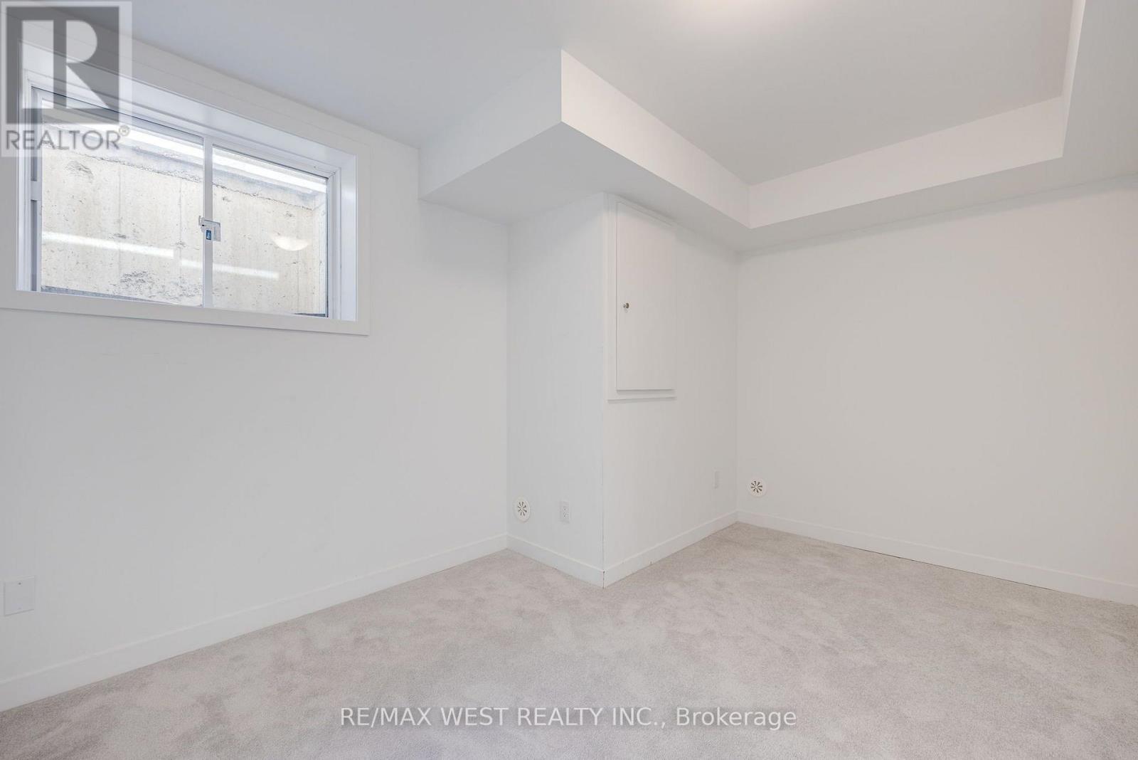 122 Green Gardens Boulevard Property Photo 31