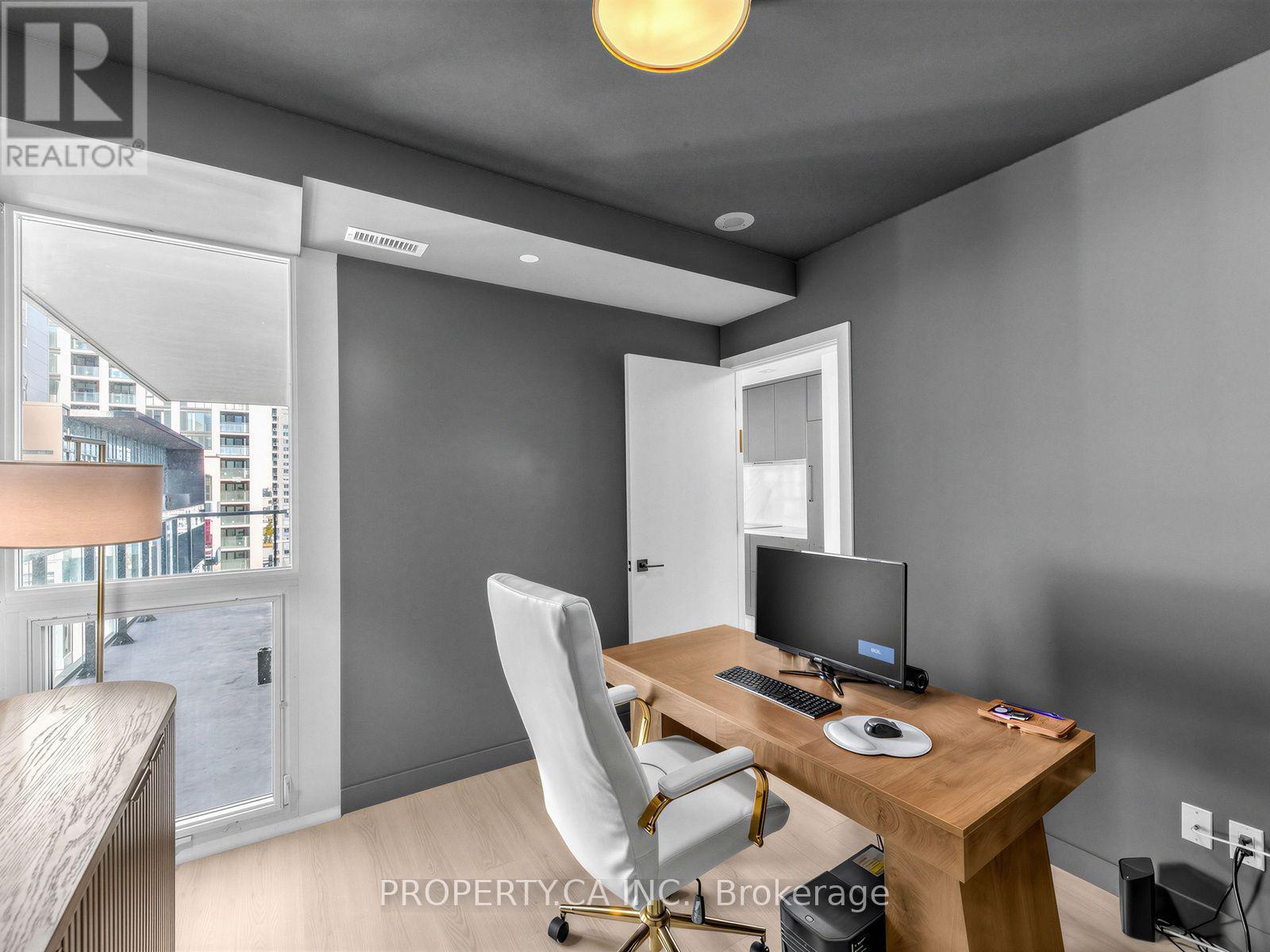 3509 - 88 Blue Jays Way Property Photo 18