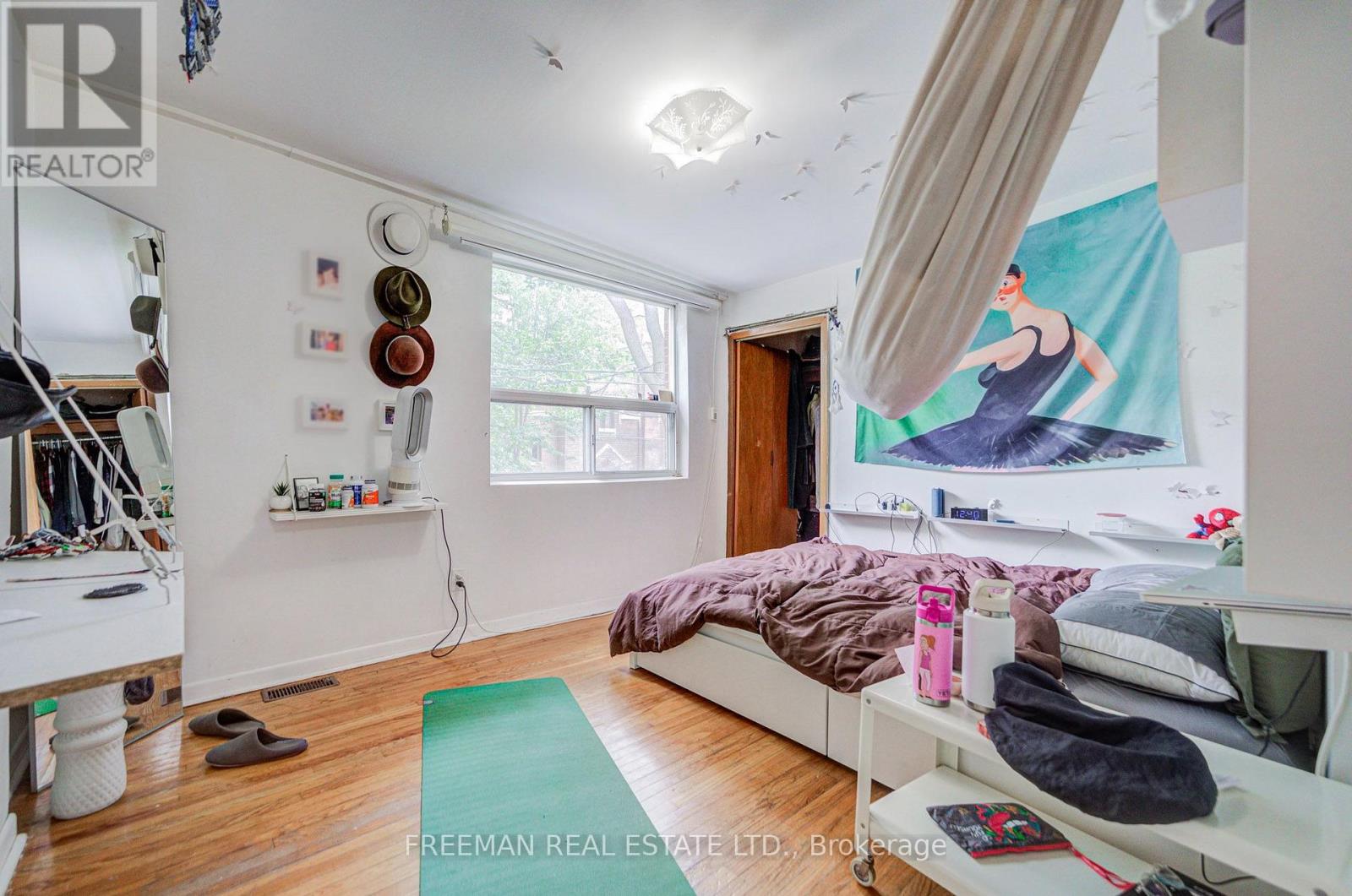 492 Manning Avenue Property Photo 26