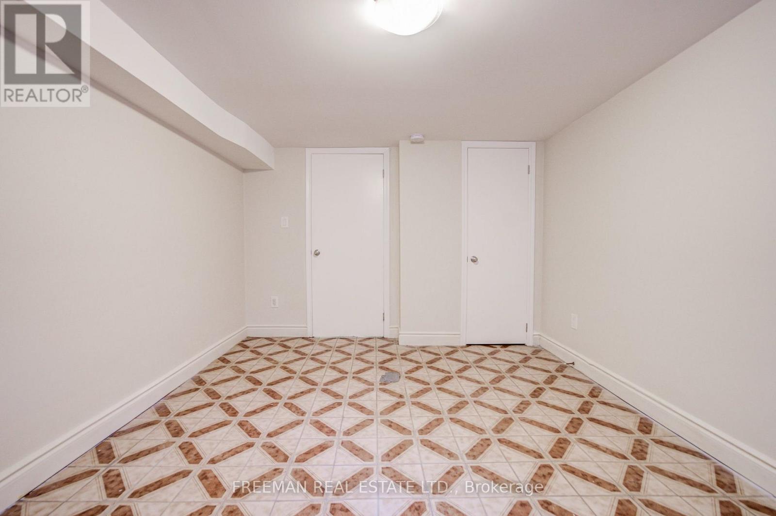 492 Manning Avenue Property Photo 38