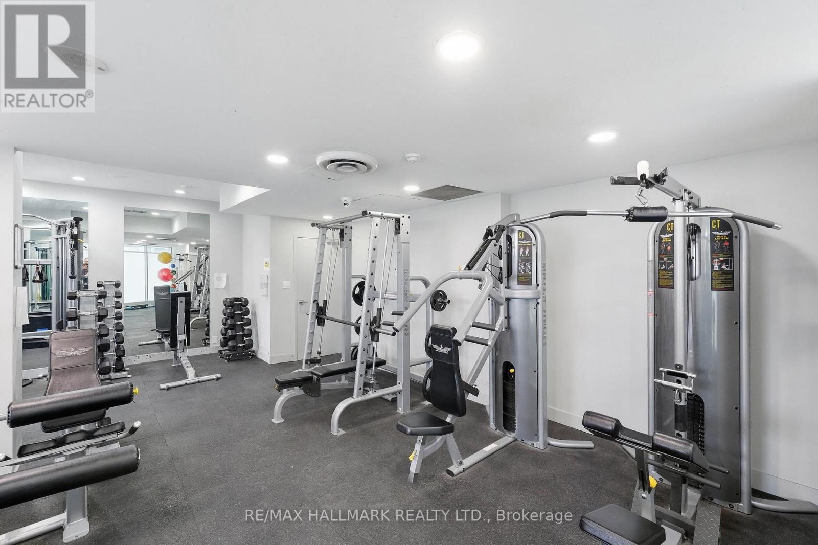 705 - 600 Queens Quay W Property Photo 32