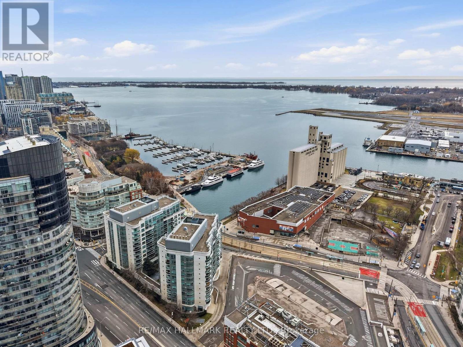 705 - 600 Queens Quay W Property Photo 42