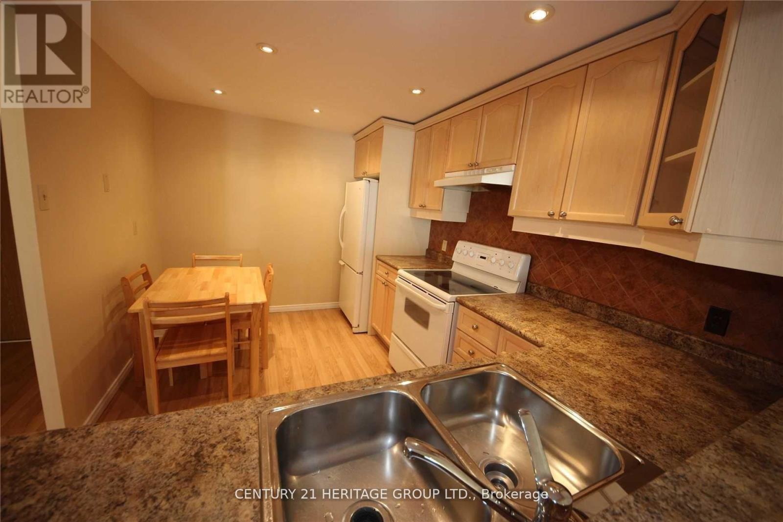 909 - 1101 Steeles Avenue W Property Photo 10