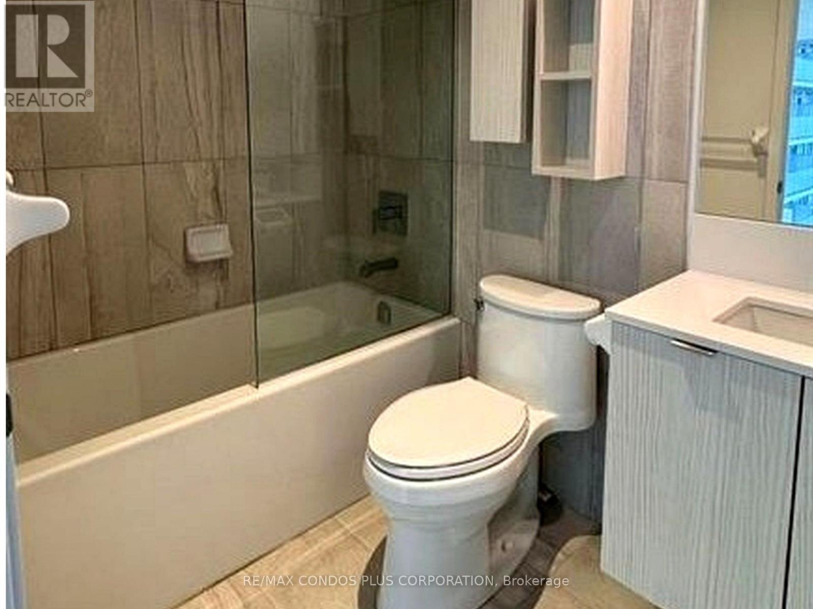 3212 - 195 Redpath Avenue Property Photo 11