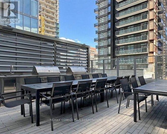 3212 - 195 Redpath Avenue Property Photo 18
