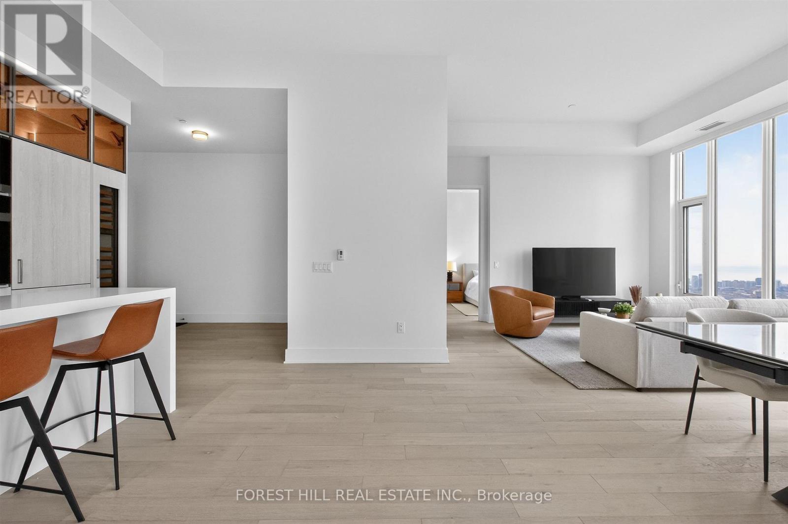 Ph02 - 11 Yorkville Avenue Property Photo 20