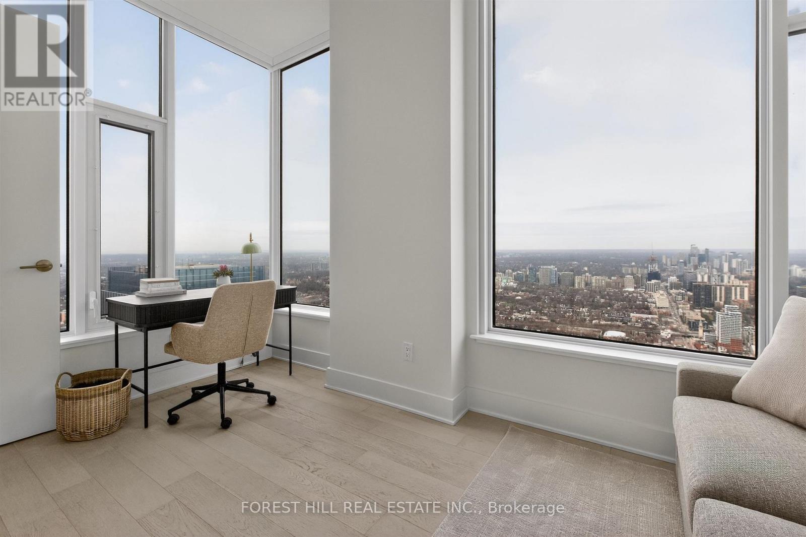 Ph02 - 11 Yorkville Avenue Property Photo 28