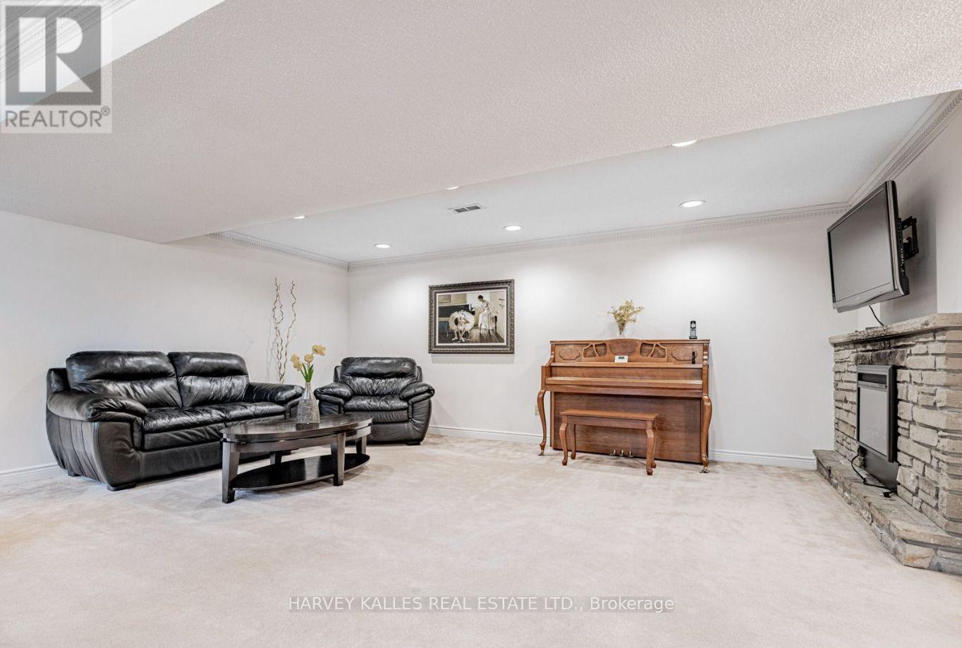 5 Parmbelle Crescent Property Photo 19