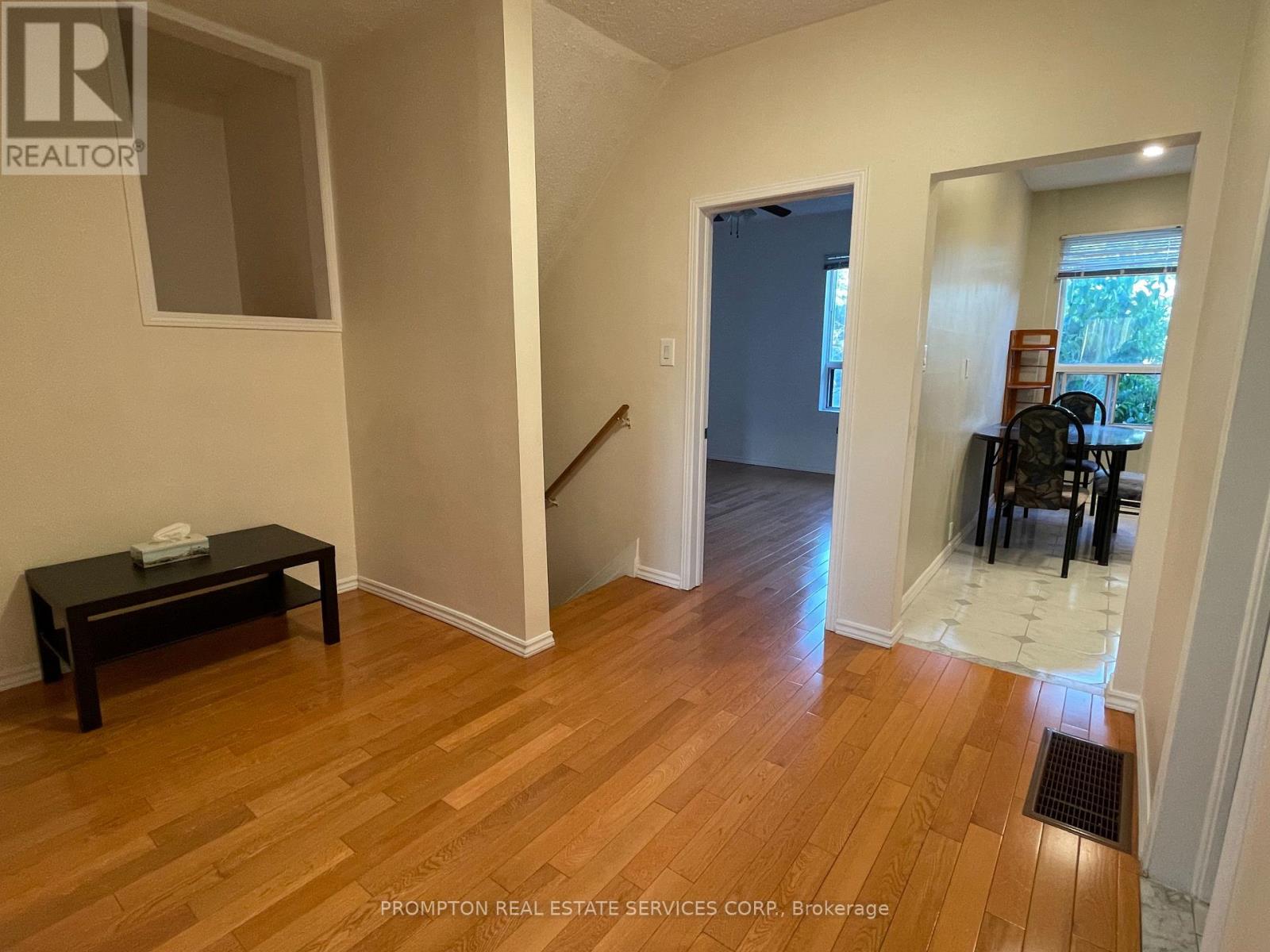 763 Dundas Street W Property Photo 6