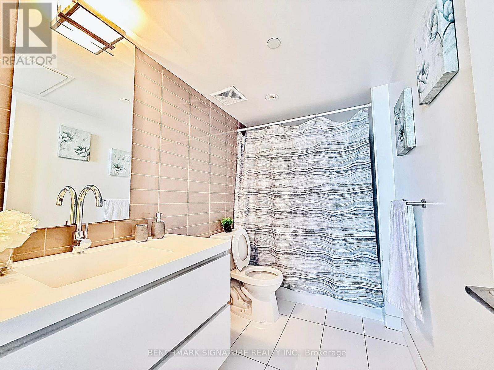 2108 - 85 Queens Wharf Road Property Photo 6