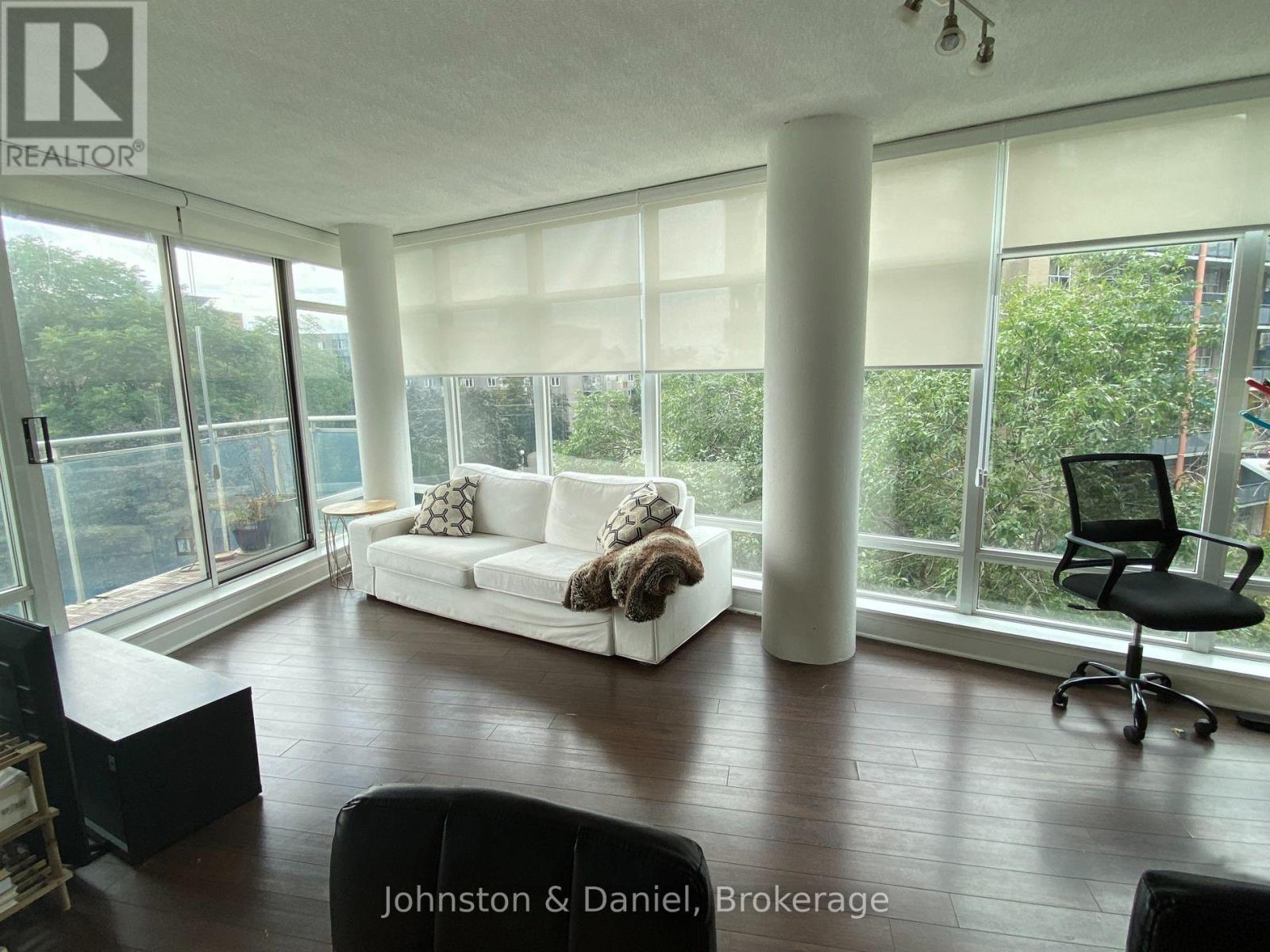 616 - 650 Queens Quay W Property Photo 1