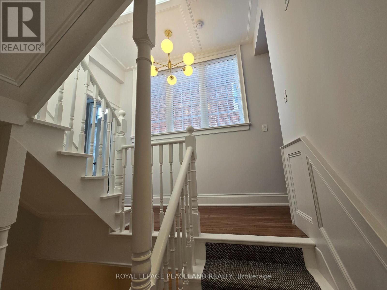 Mainhse - 322 Clinton Street Property Photo 21