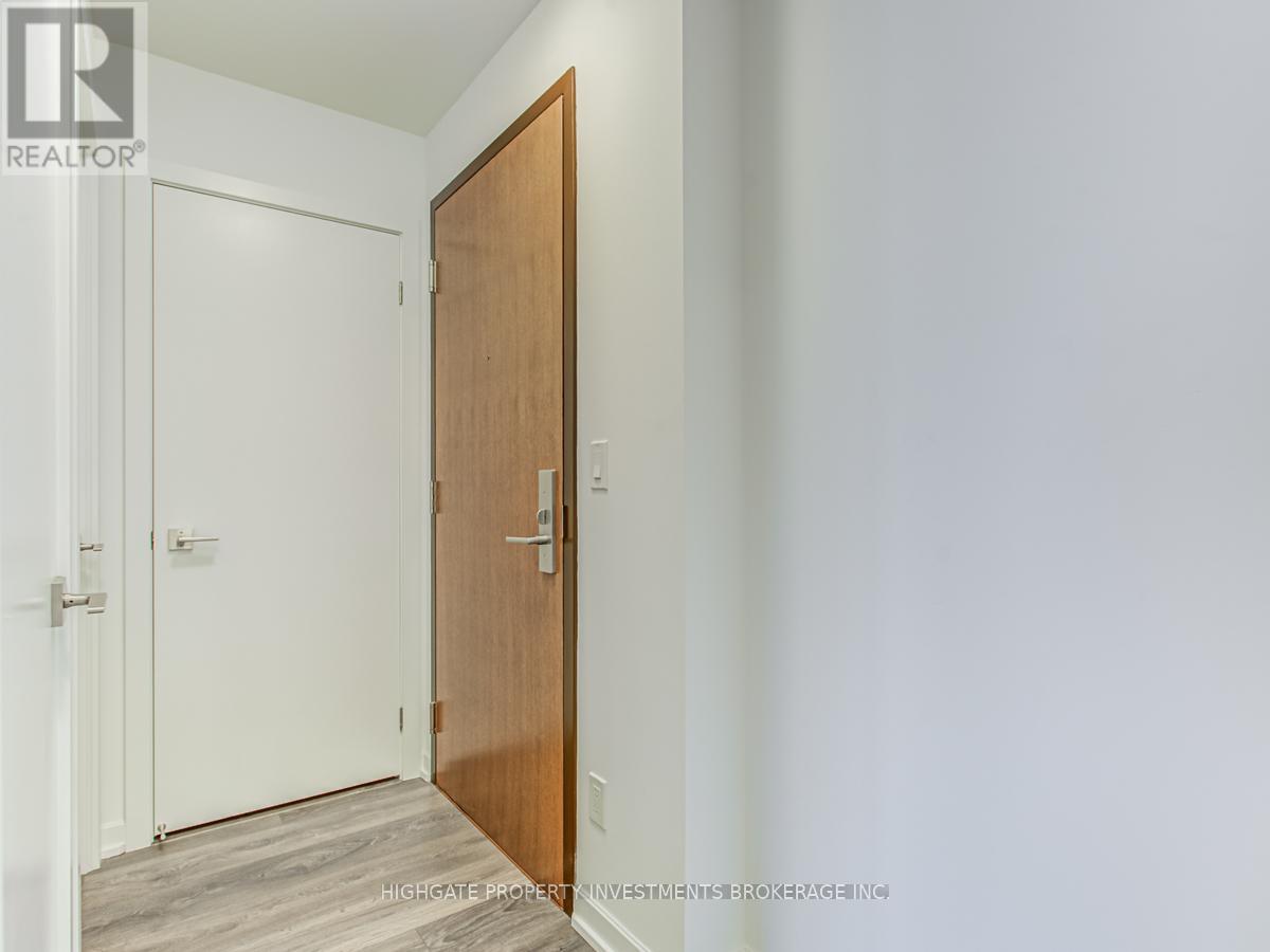 2501 - 56 Forest Manor Road Property Photo 4