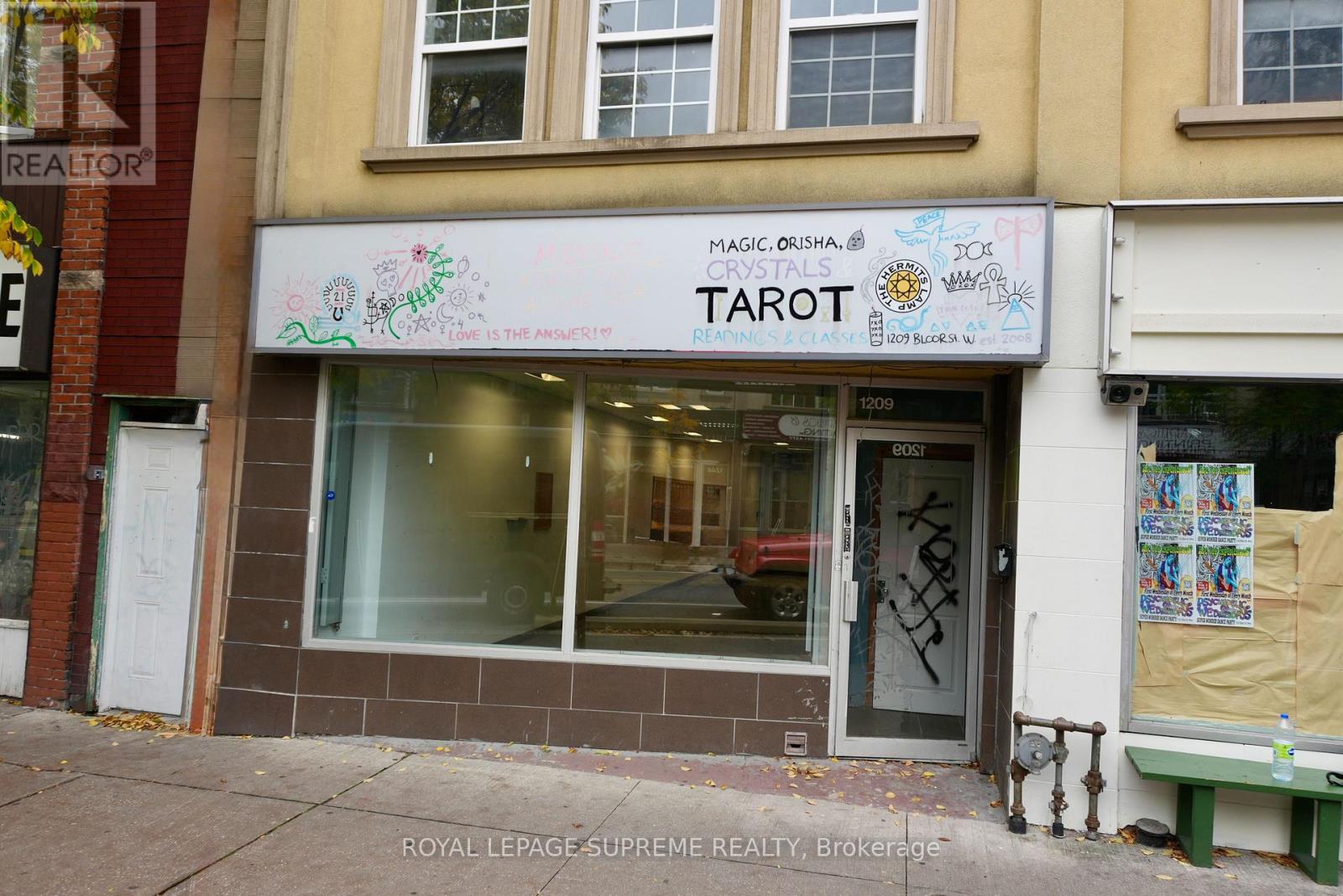 1209 Bloor Street W Property Photo 1