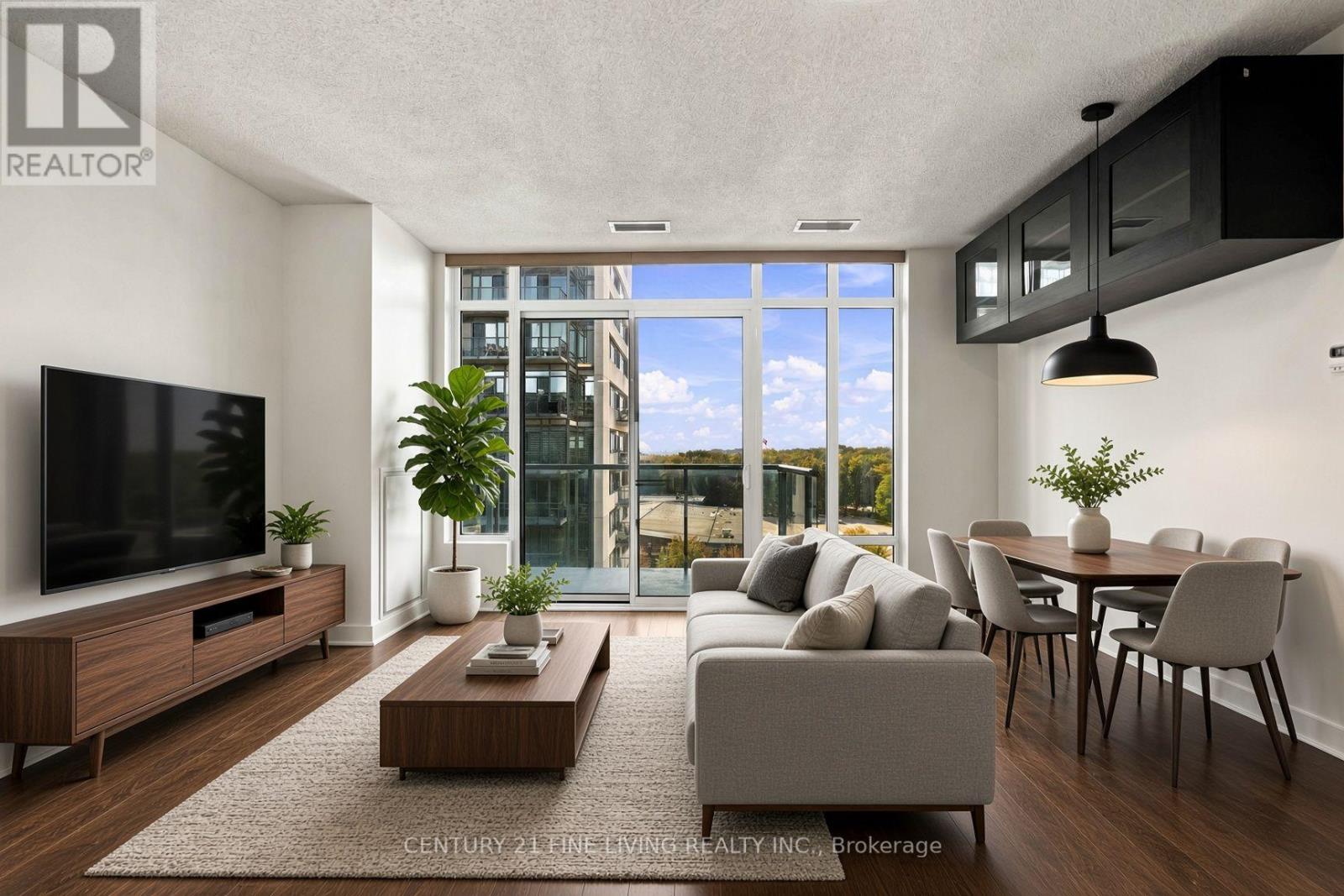 806 - 90 STADIUM ROAD Property Photo 1