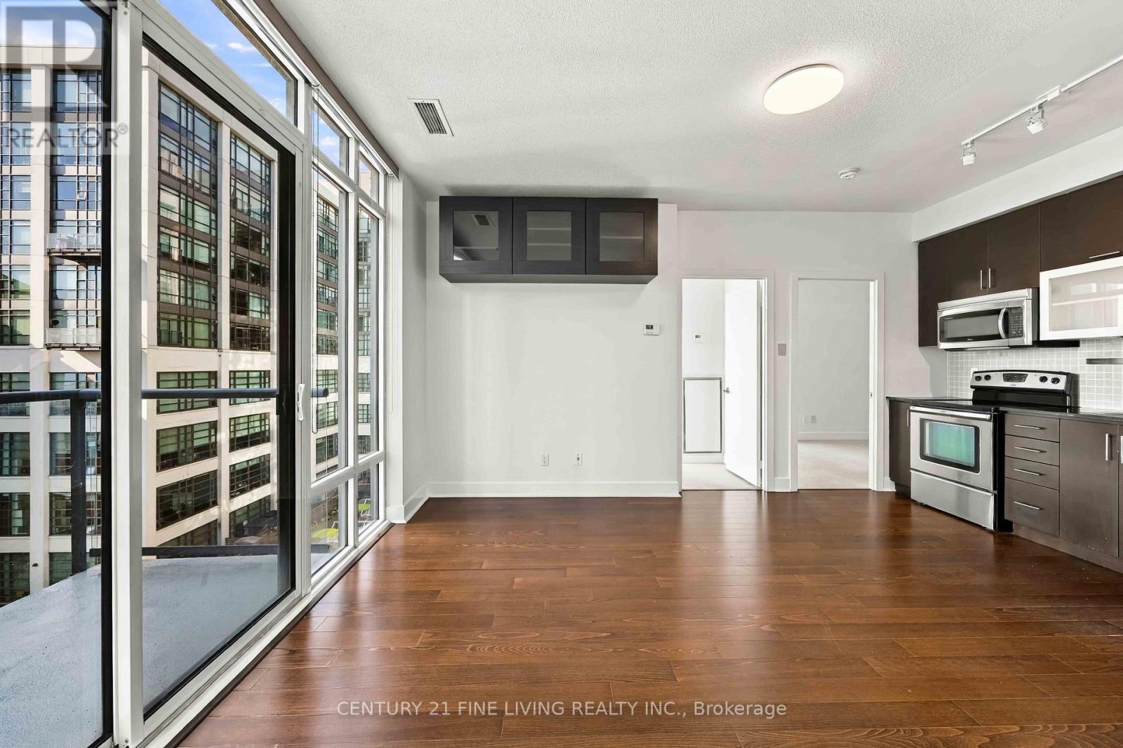 806 - 90 Stadium Road Property Photo 12