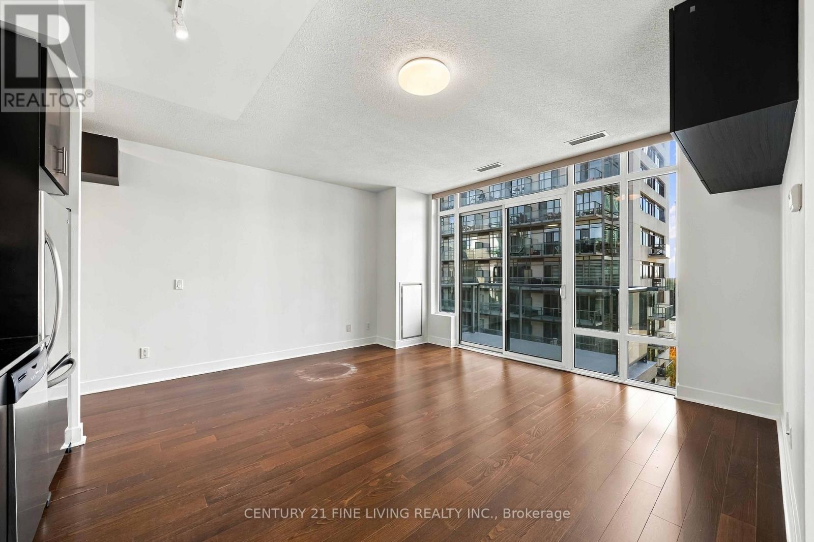 806 - 90 Stadium Road Property Photo 13
