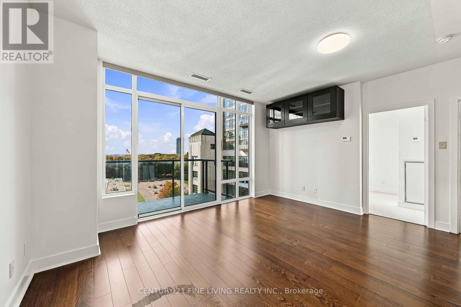806 - 90 Stadium Road Property Photo 16