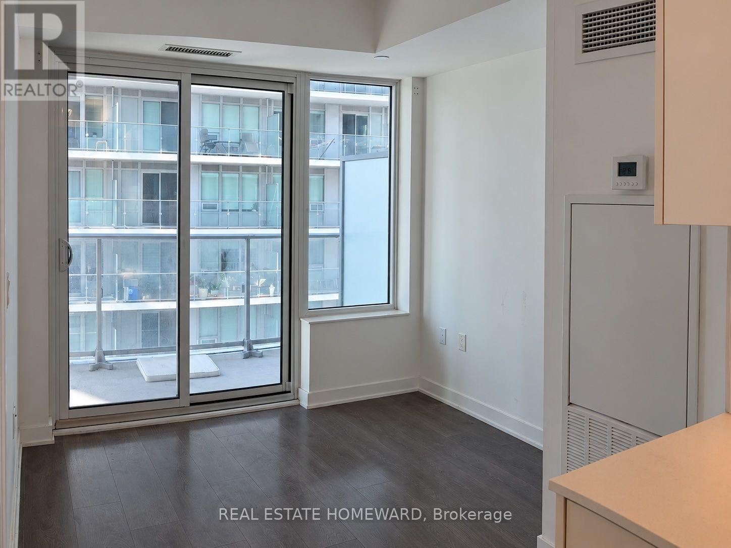 1405 - 99 Broadway Avenue Property Photo 5