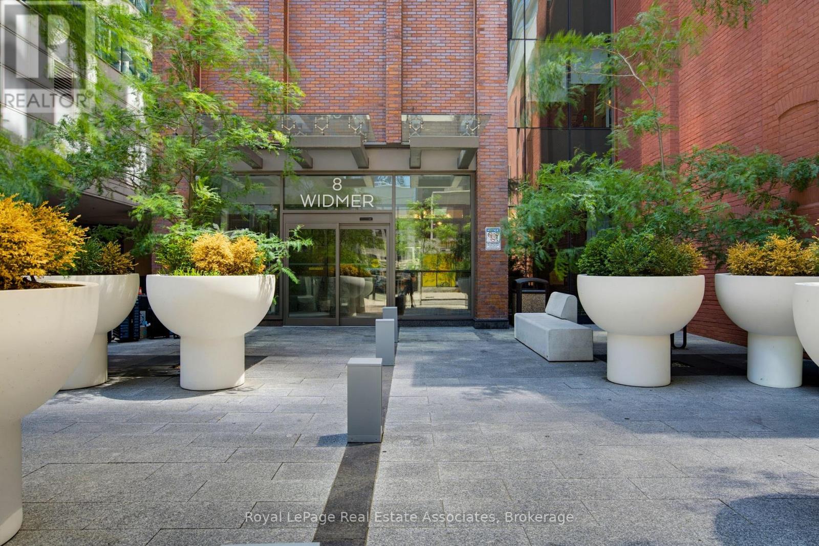 2403 - 8 Widmer Street Property Photo 2