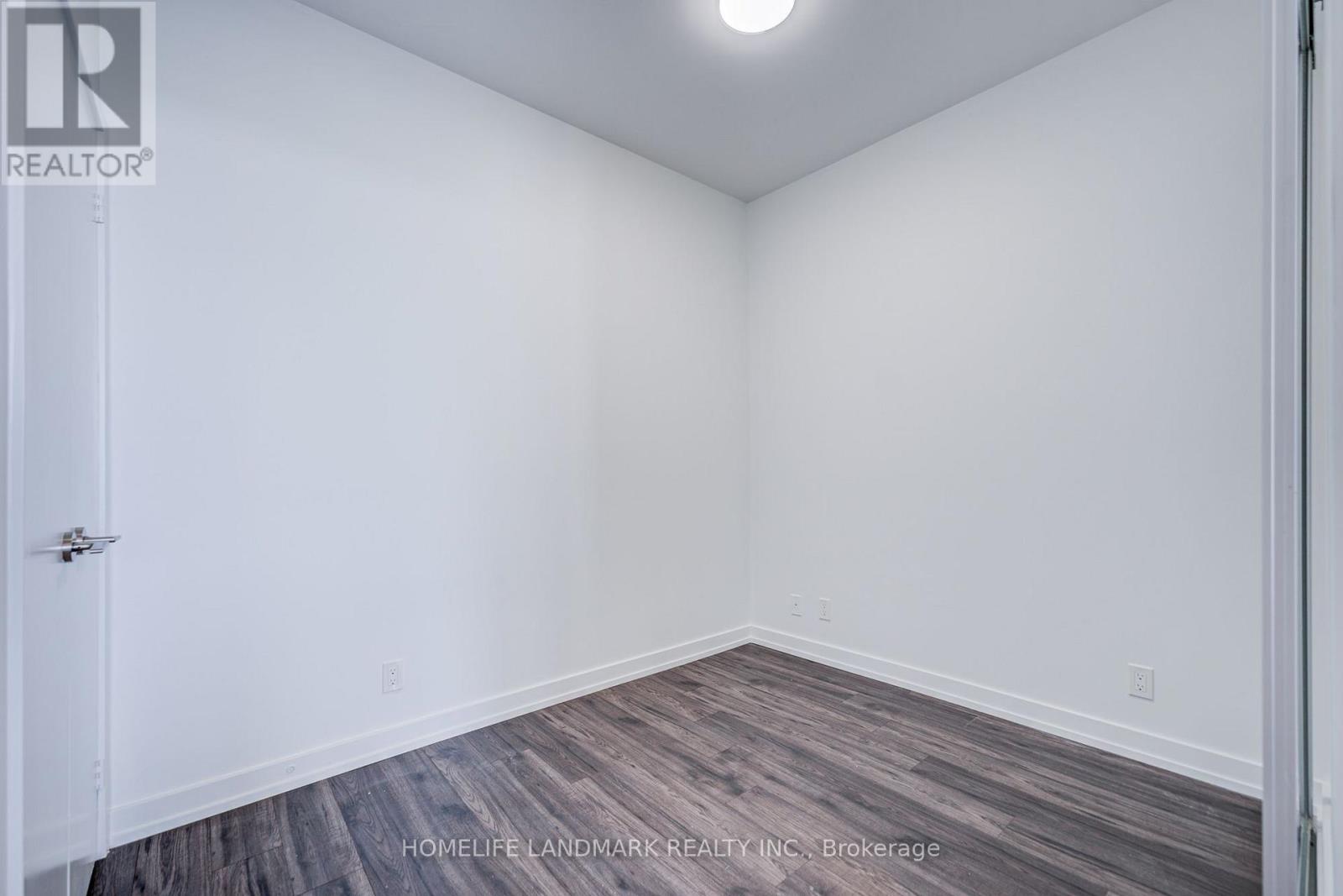 601 - 33 Helendale Avenue Property Photo 25