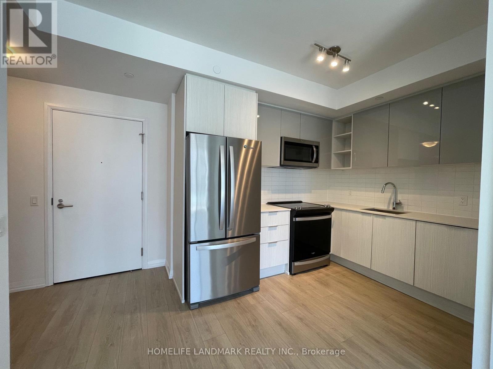 2311 - 50 Dunfield Avenue Property Photo 11