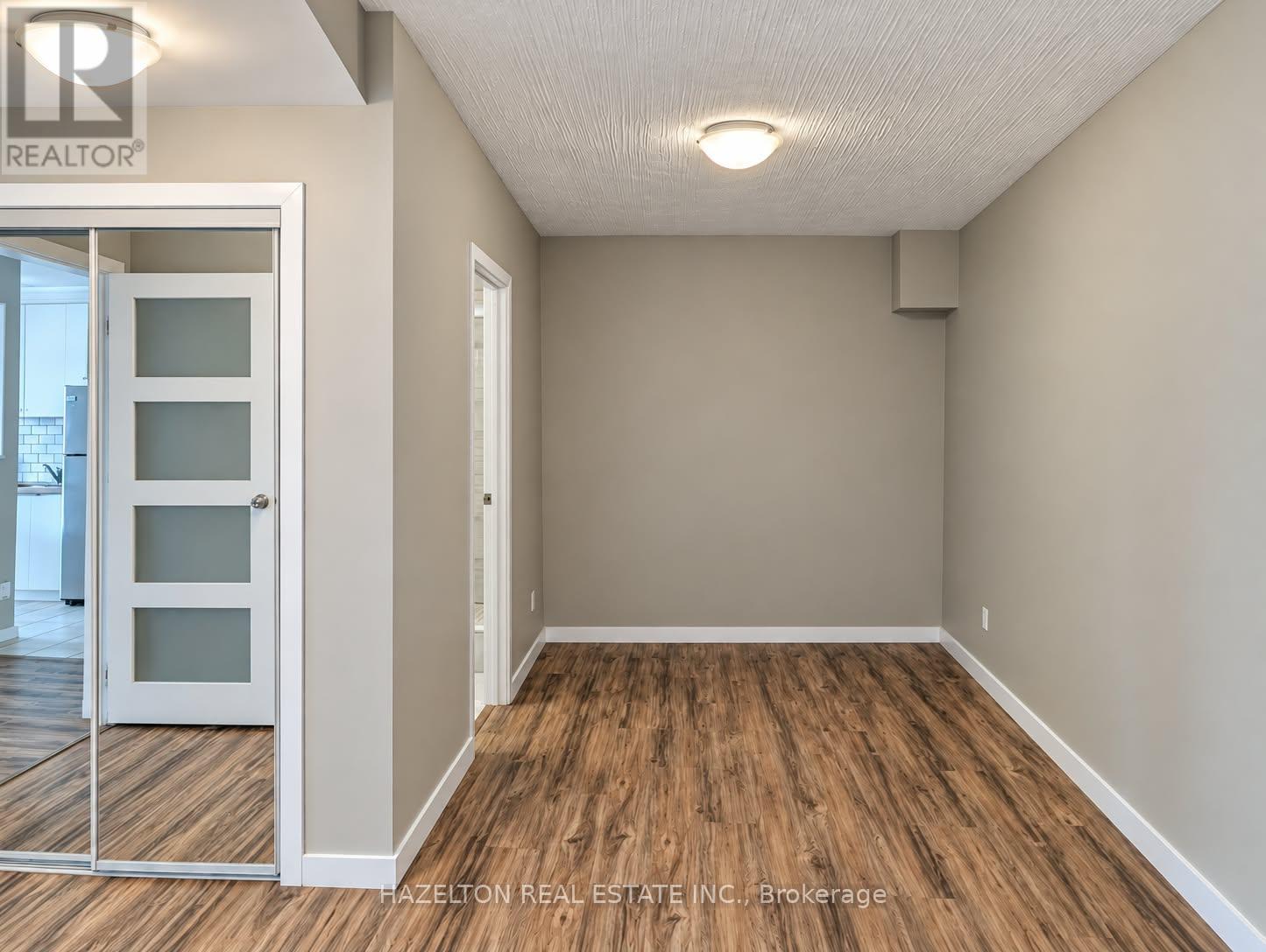 809 - 206 St George Street Property Photo 7