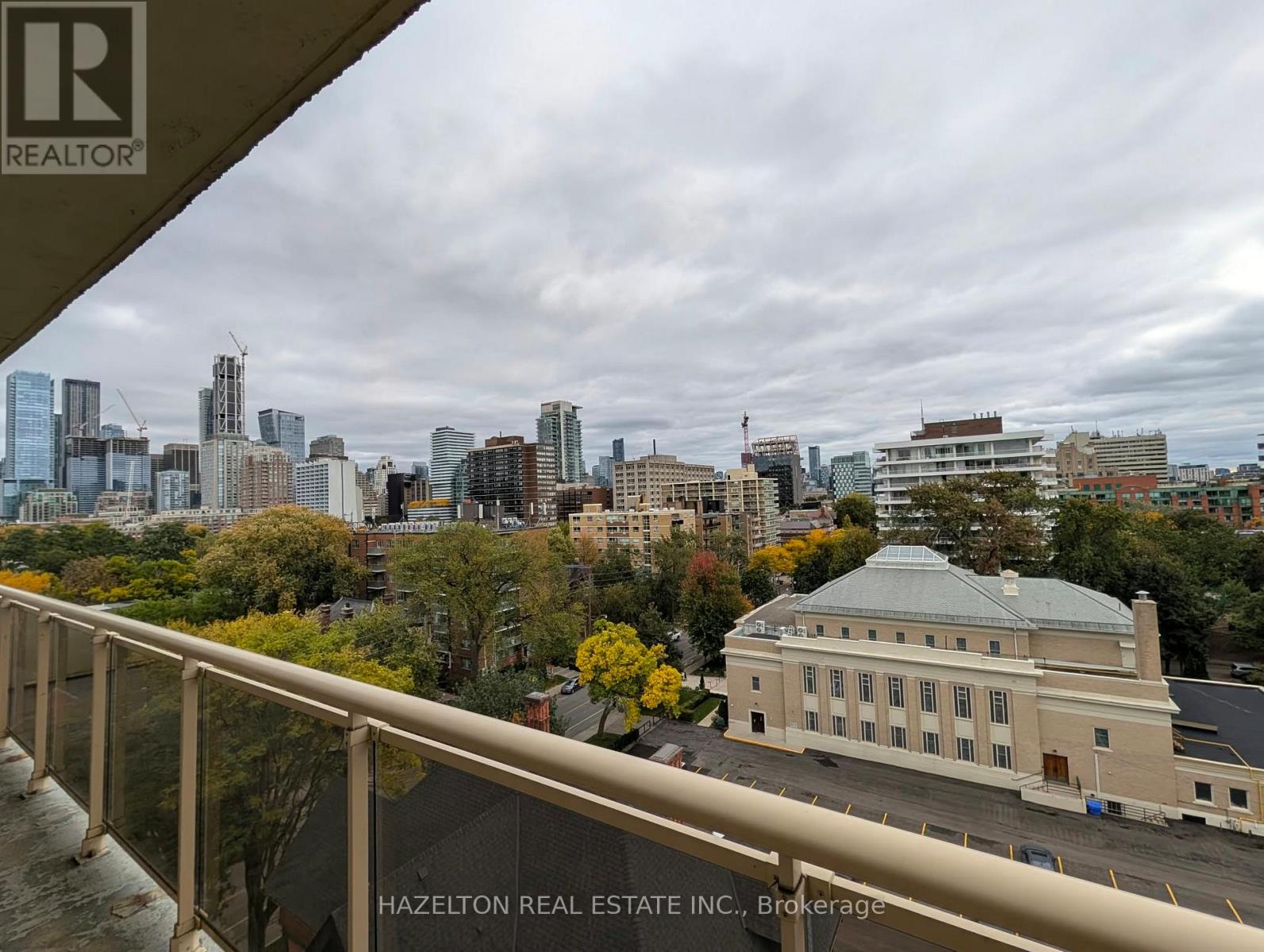 809 - 206 St George Street Property Photo 14