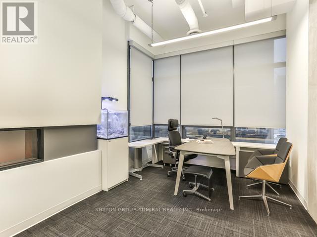 801 - 4789 Yonge Street Property Photo 5